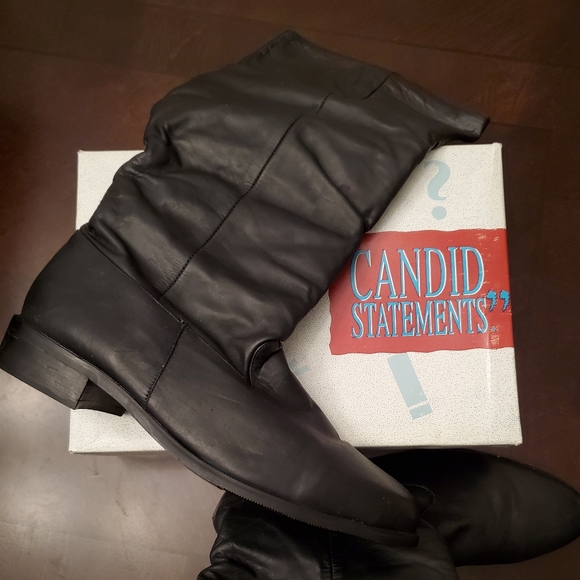 NIB Womens Black leather boots - Picture 2 of 5